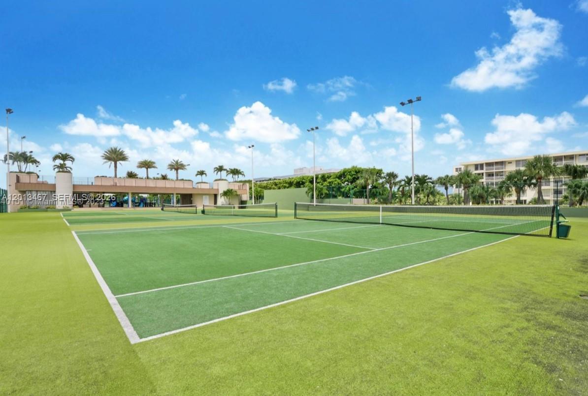CRICKET CLUB CONDO - Residential