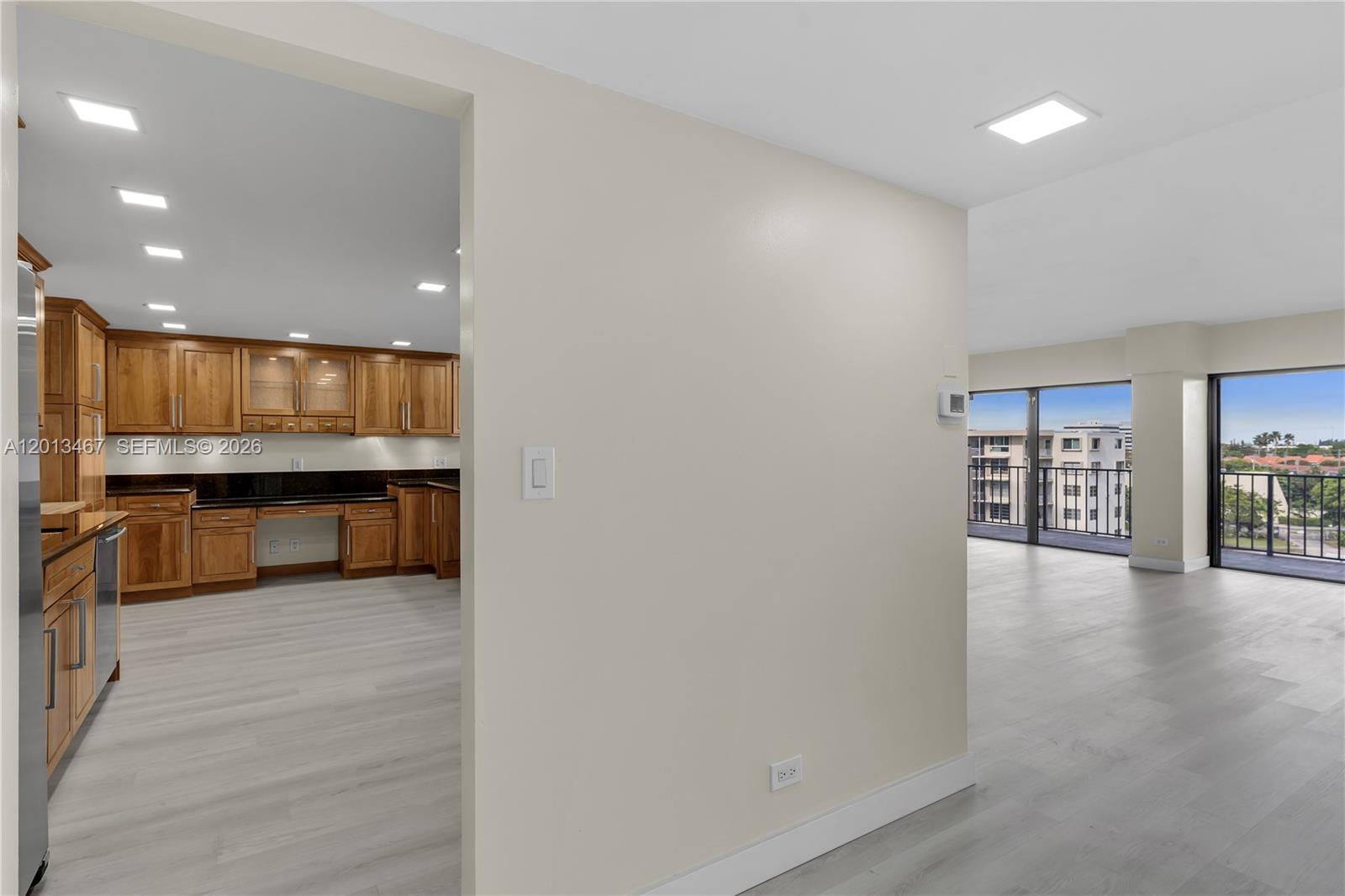 CRICKET CLUB CONDO - Residential