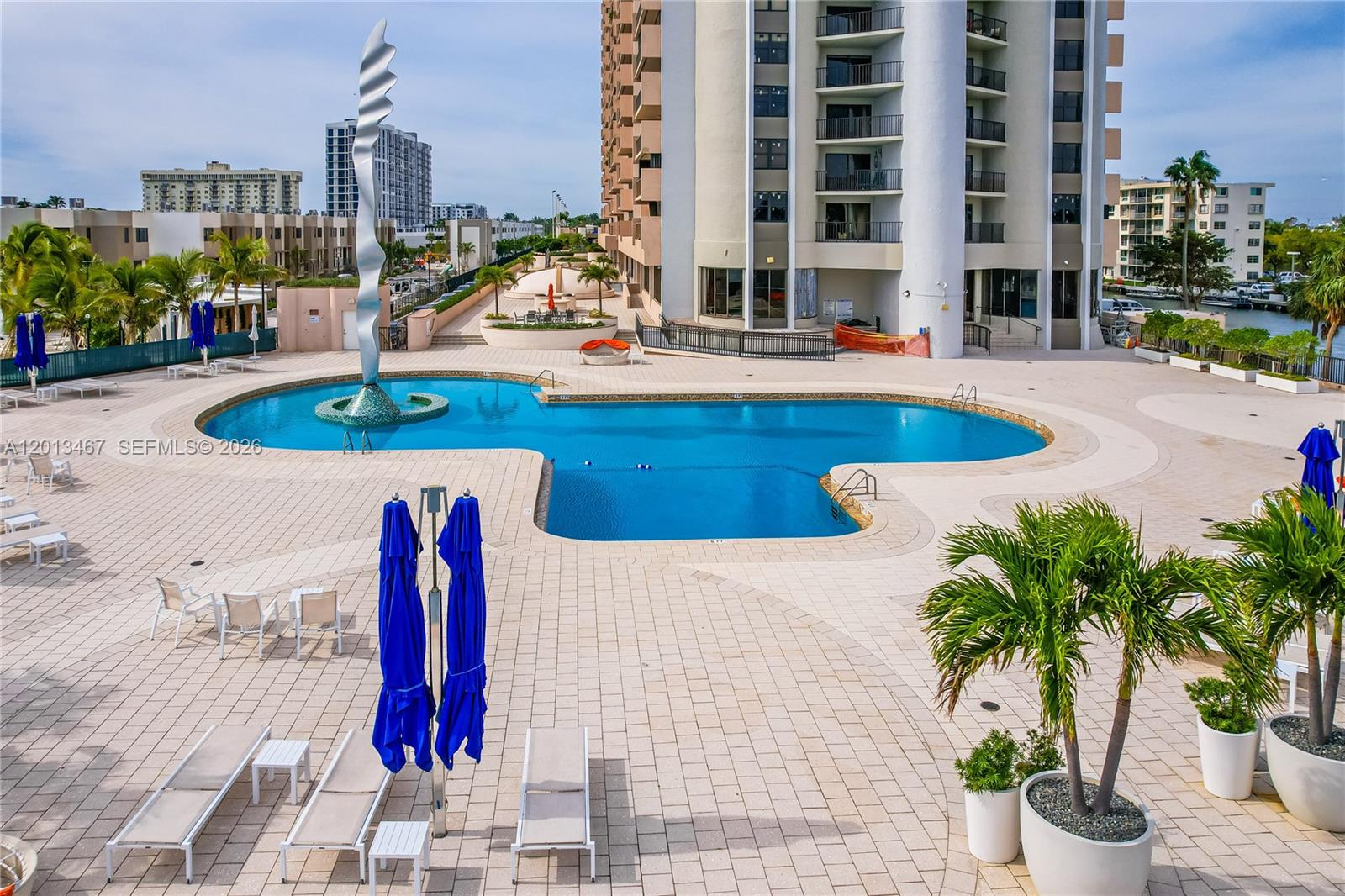 CRICKET CLUB CONDO - Residential