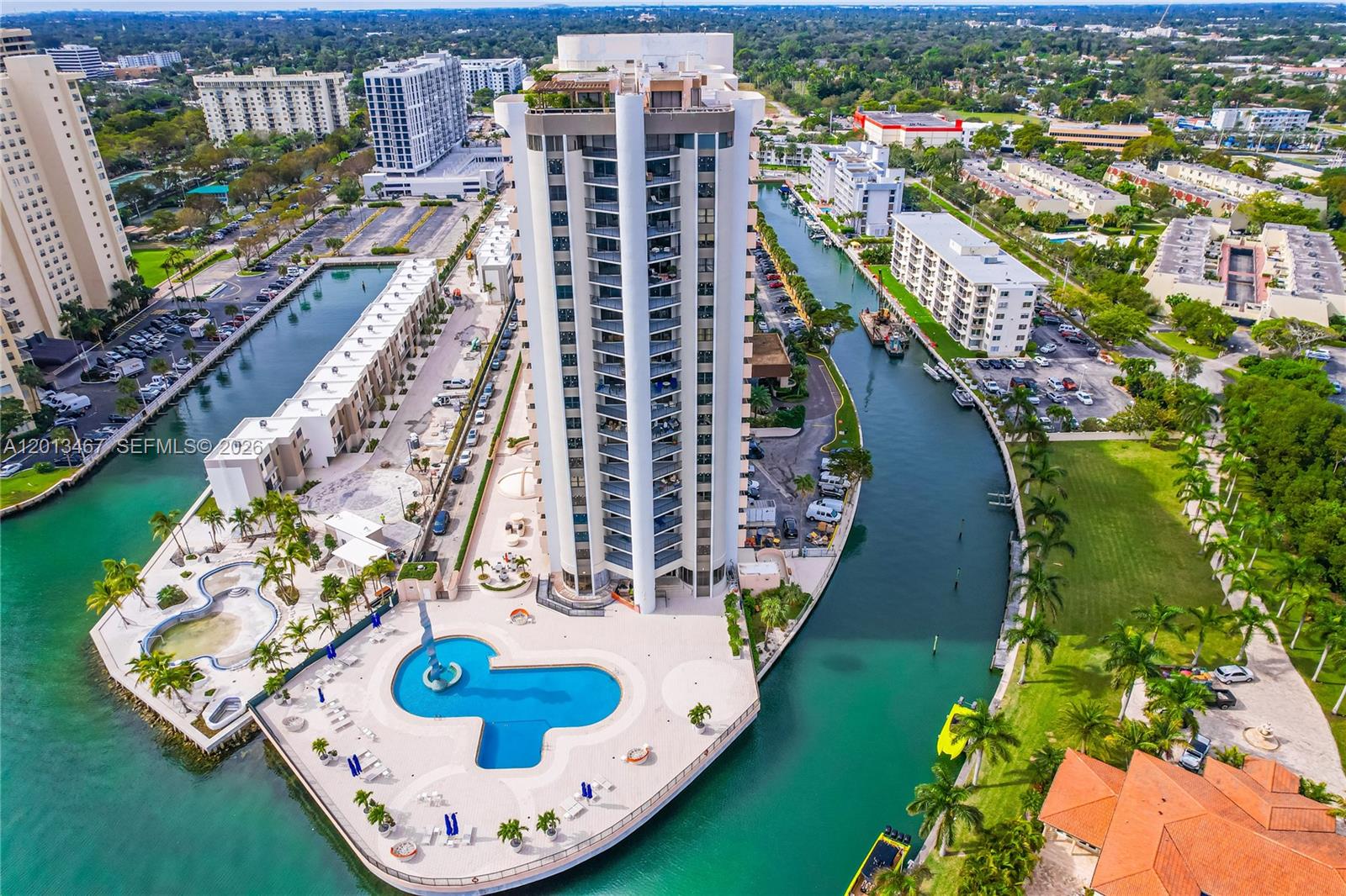 CRICKET CLUB CONDO - Residential