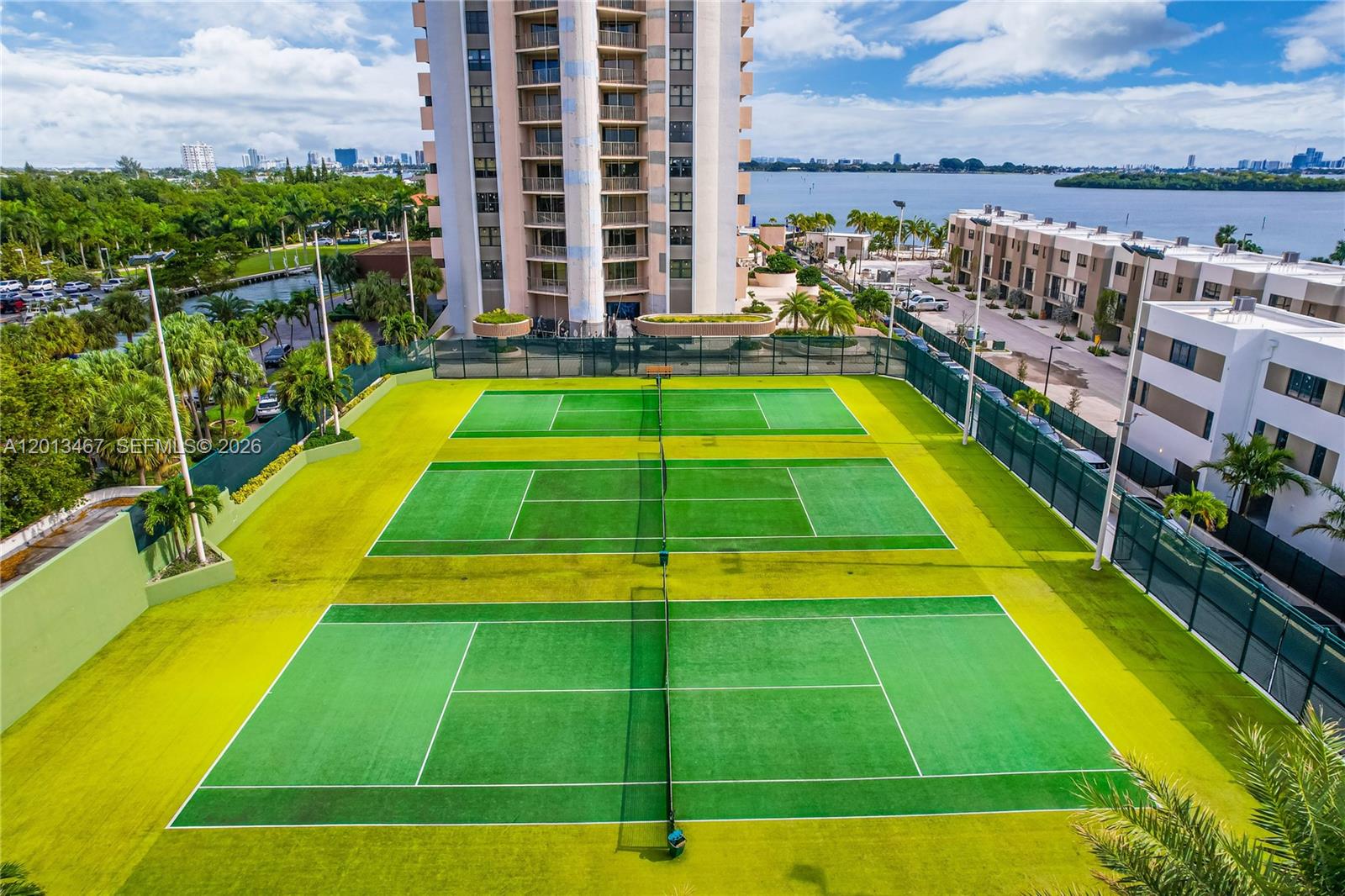 CRICKET CLUB CONDO - Residential