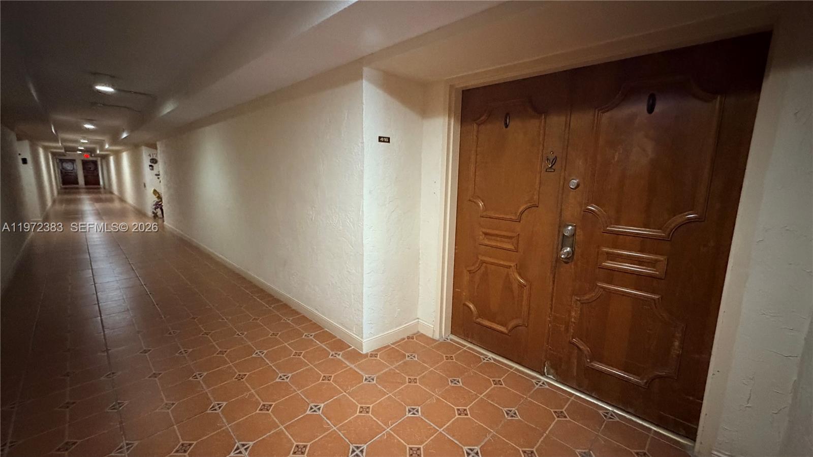 PENINSULA AT INTL GARDENS - Residential Lease