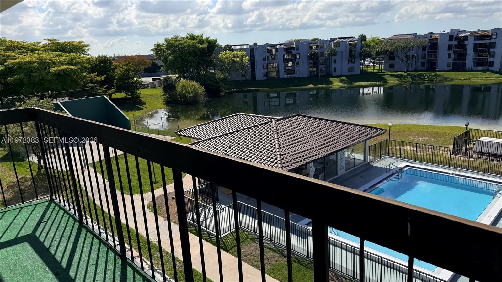 PENINSULA AT INTL GARDENS - Residential Lease