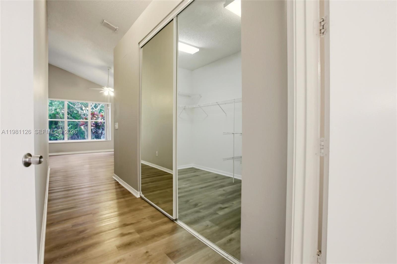 HAMPTON CLUB - Residential