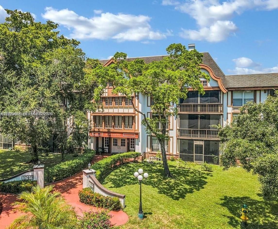 INTERNATIONAL VILLAGE AT - Residential