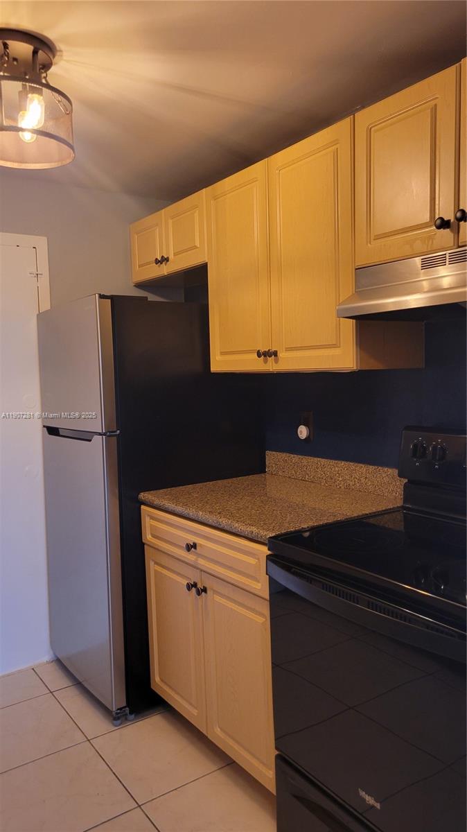 KEYSTONE TOWERS CONDO - Residential Lease