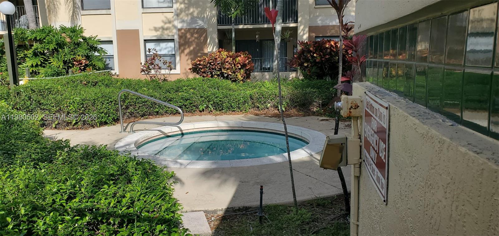 SUMMERBREEZE CONDO - Residential Lease