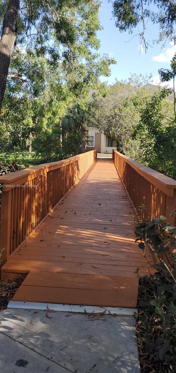 SUMMERBREEZE CONDO - Residential Lease