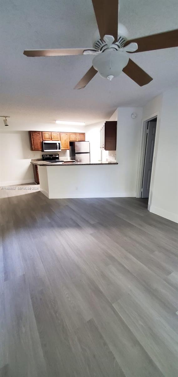 SUMMERBREEZE CONDO - Residential Lease