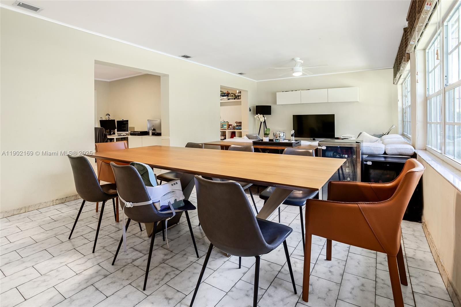 BRICKELL ESTATES - Residential Lease