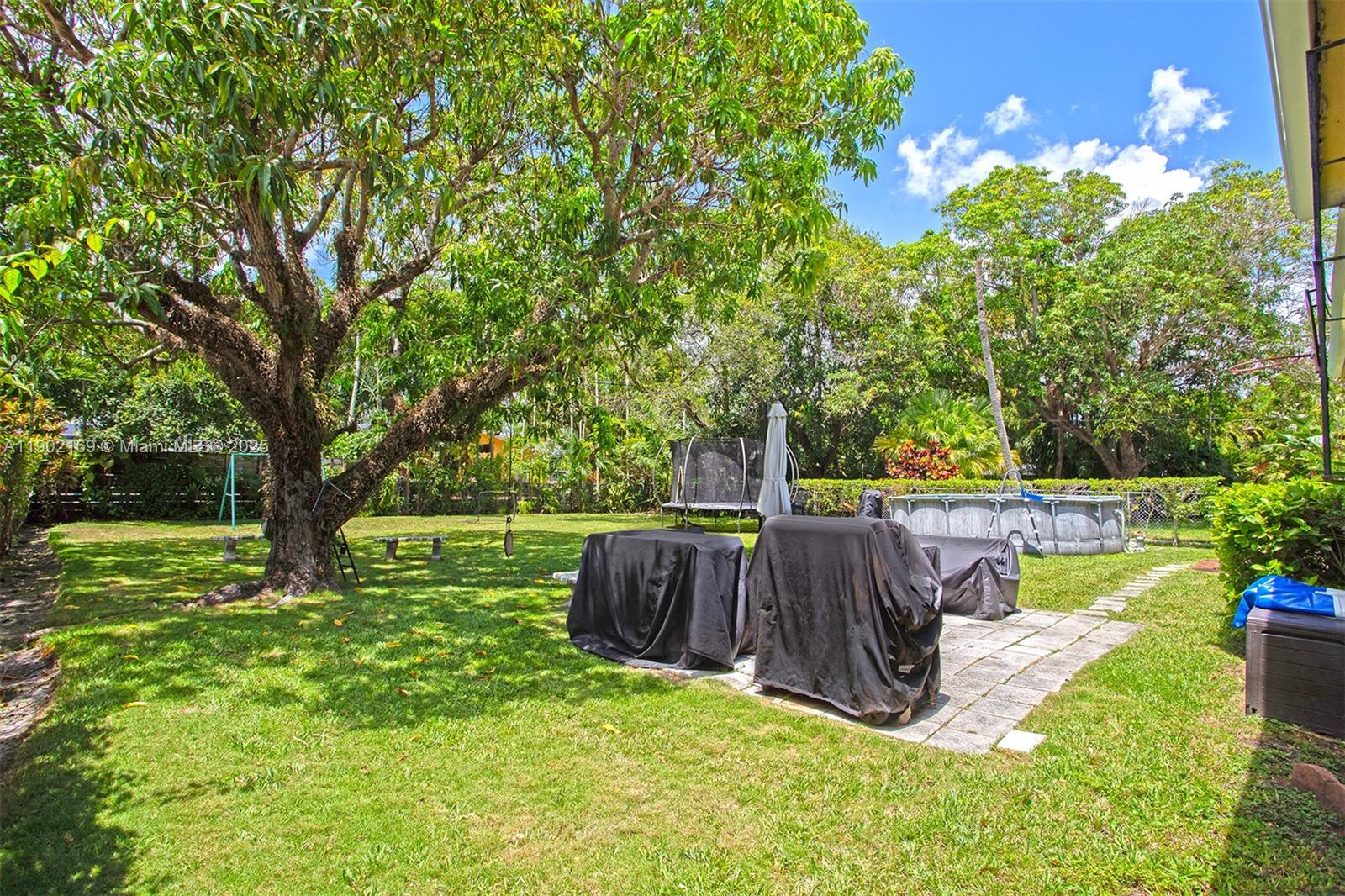 BRICKELL ESTATES - Residential Lease