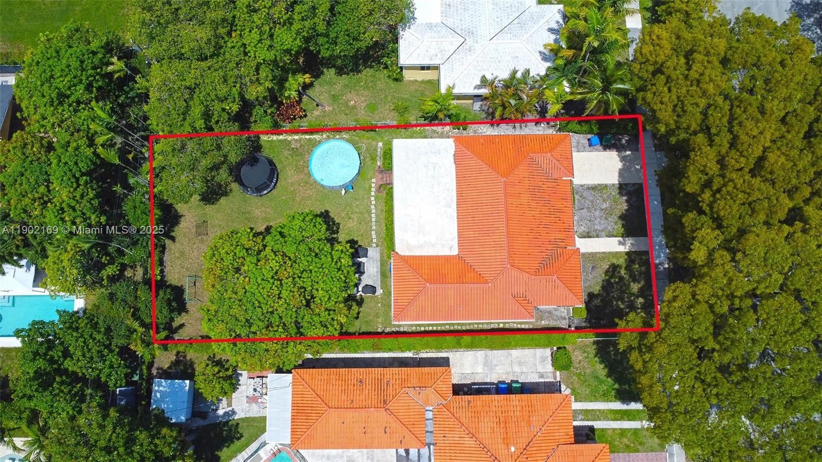 BRICKELL ESTATES - Residential Lease