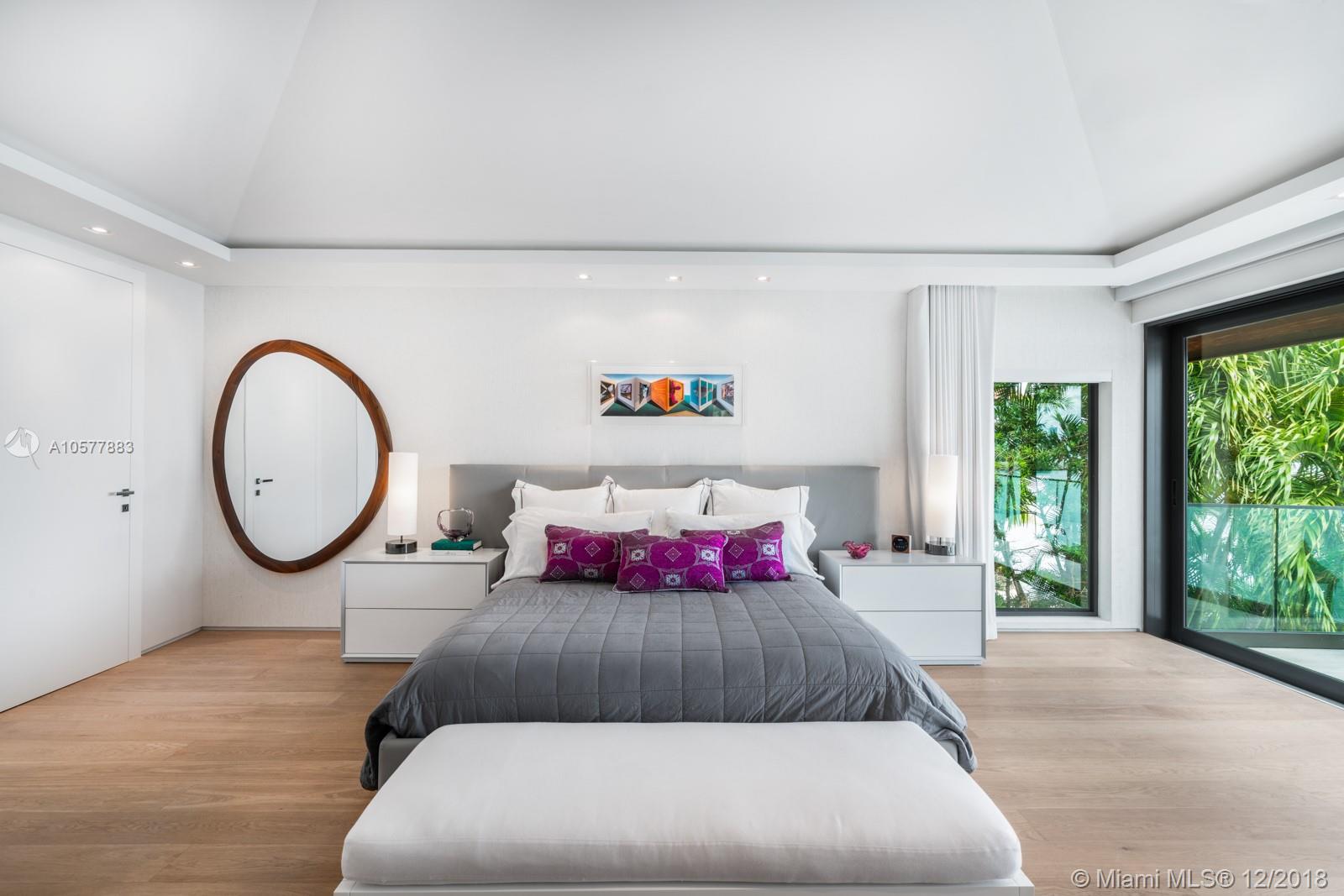 RIVO ALTO ISLAND - Residential