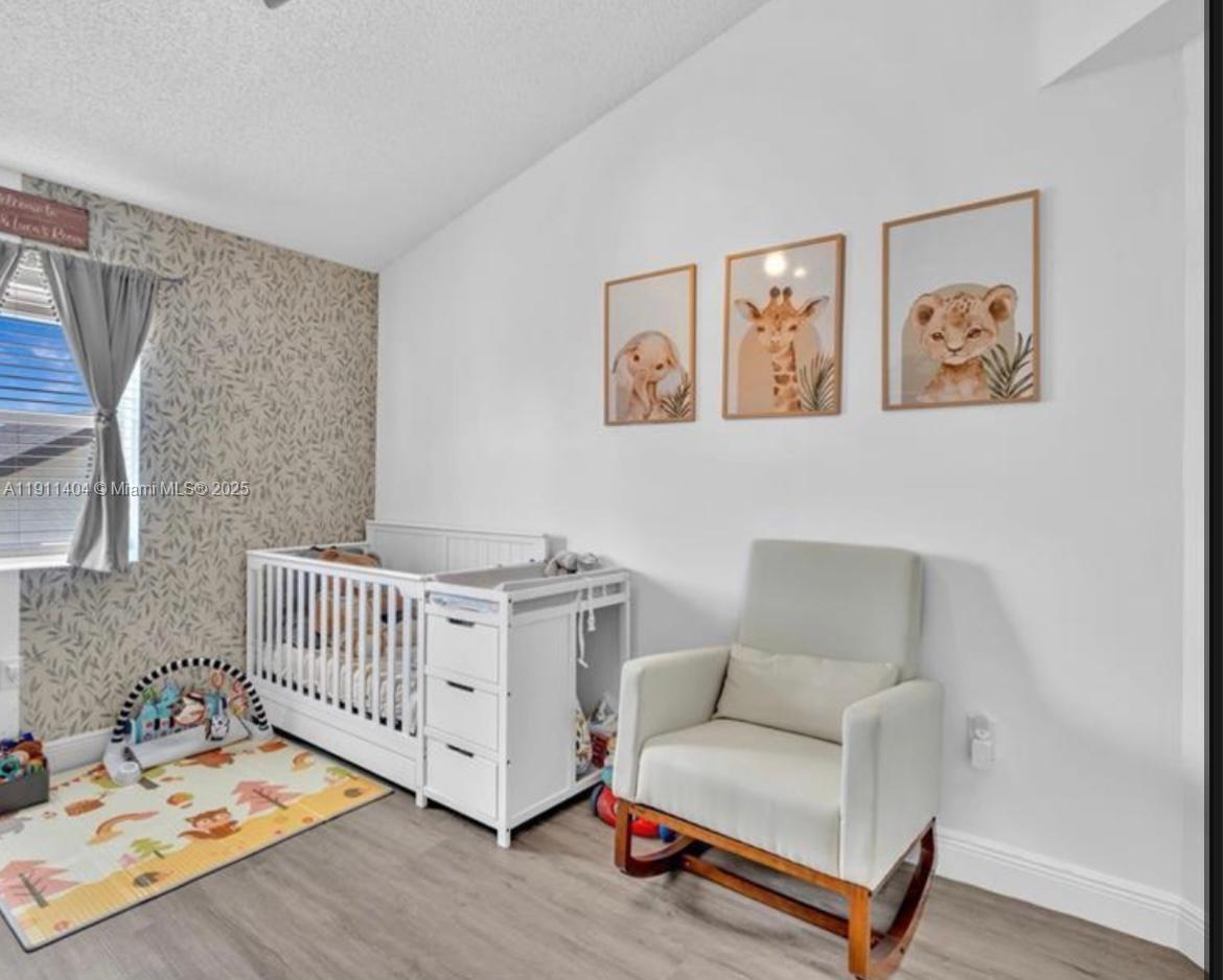 CHAPEL TRAIL REPLAT - Residential Lease