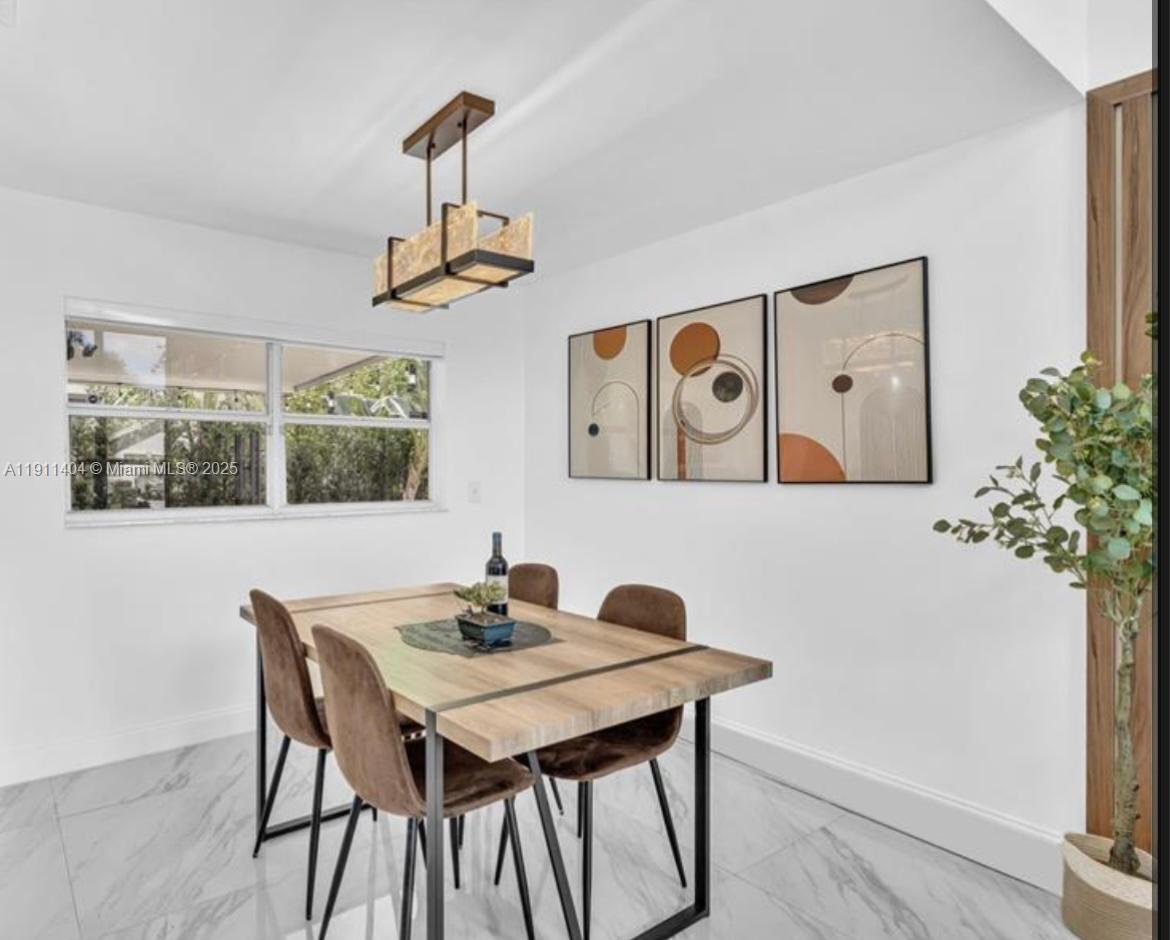 CHAPEL TRAIL REPLAT - Residential Lease