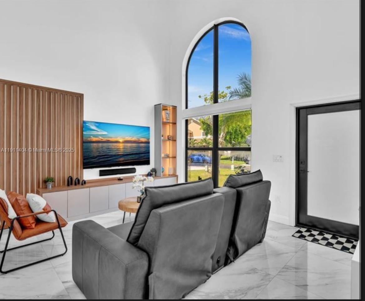 CHAPEL TRAIL REPLAT - Residential Lease