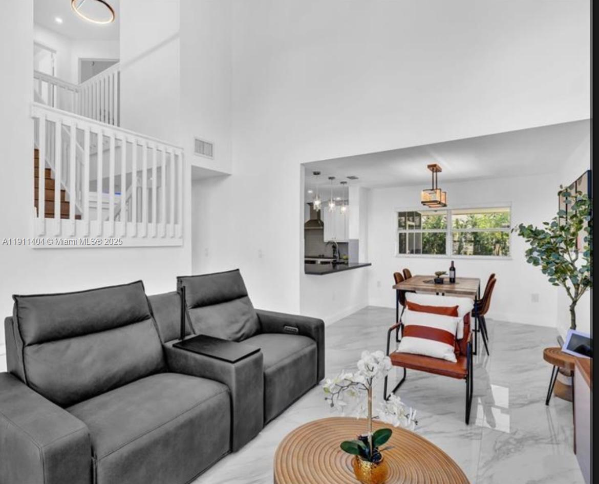 CHAPEL TRAIL REPLAT - Residential Lease