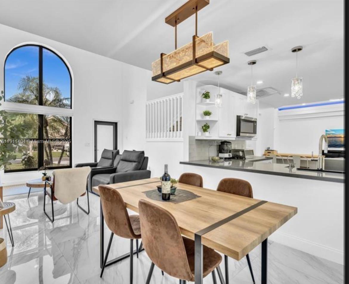 CHAPEL TRAIL REPLAT - Residential Lease