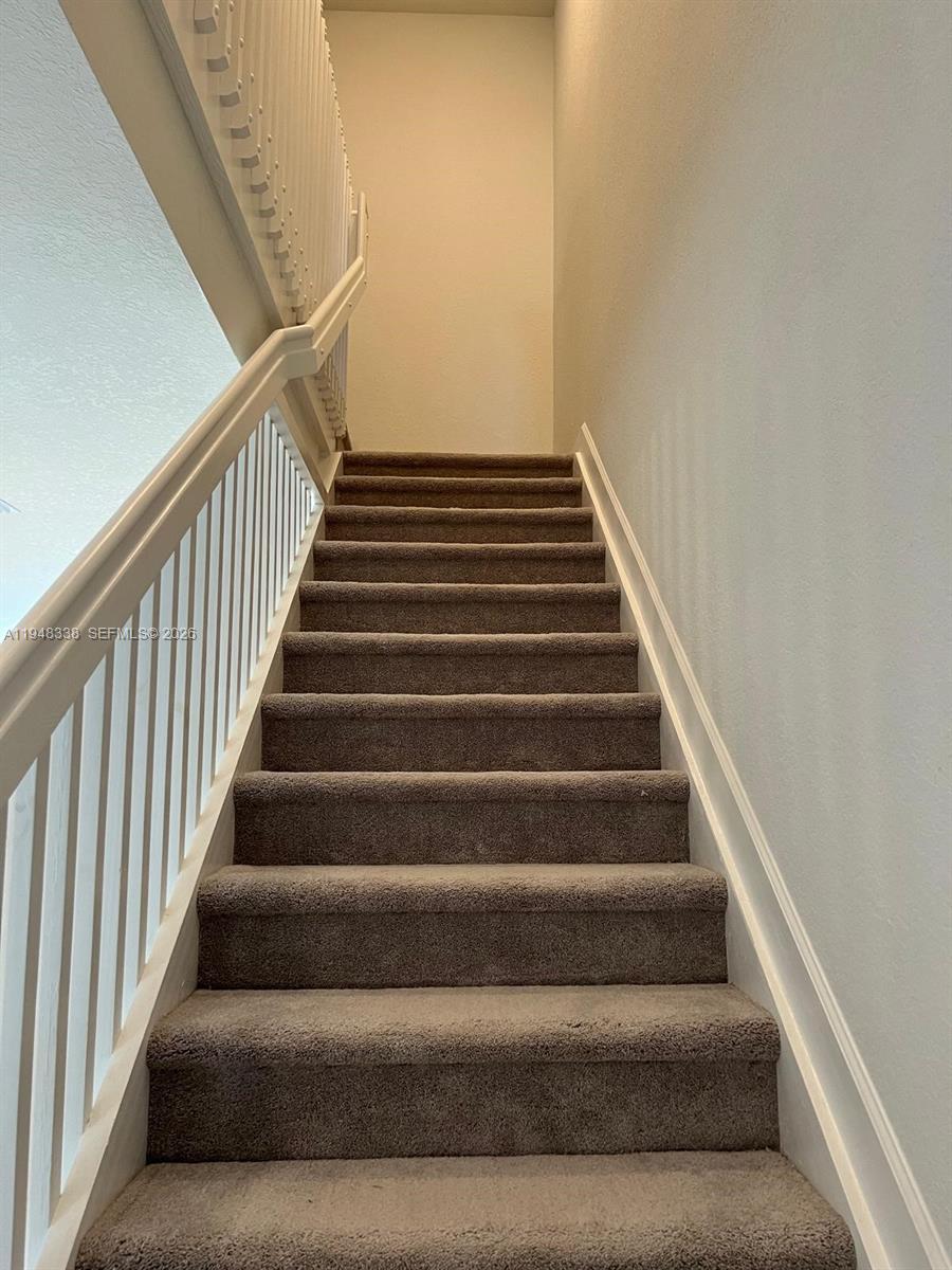 KENDALL ASSEMBLAGE SOUTH - Residential