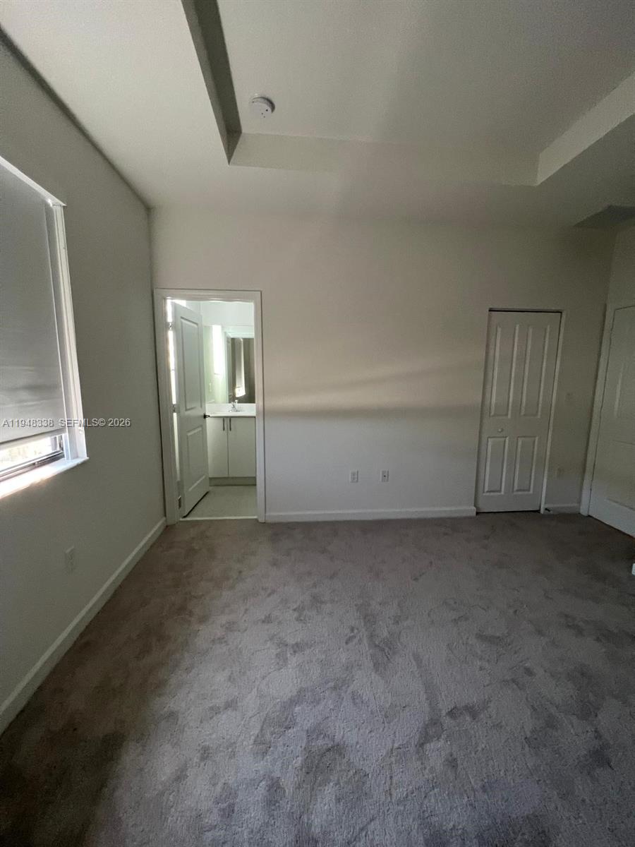 KENDALL ASSEMBLAGE SOUTH - Residential