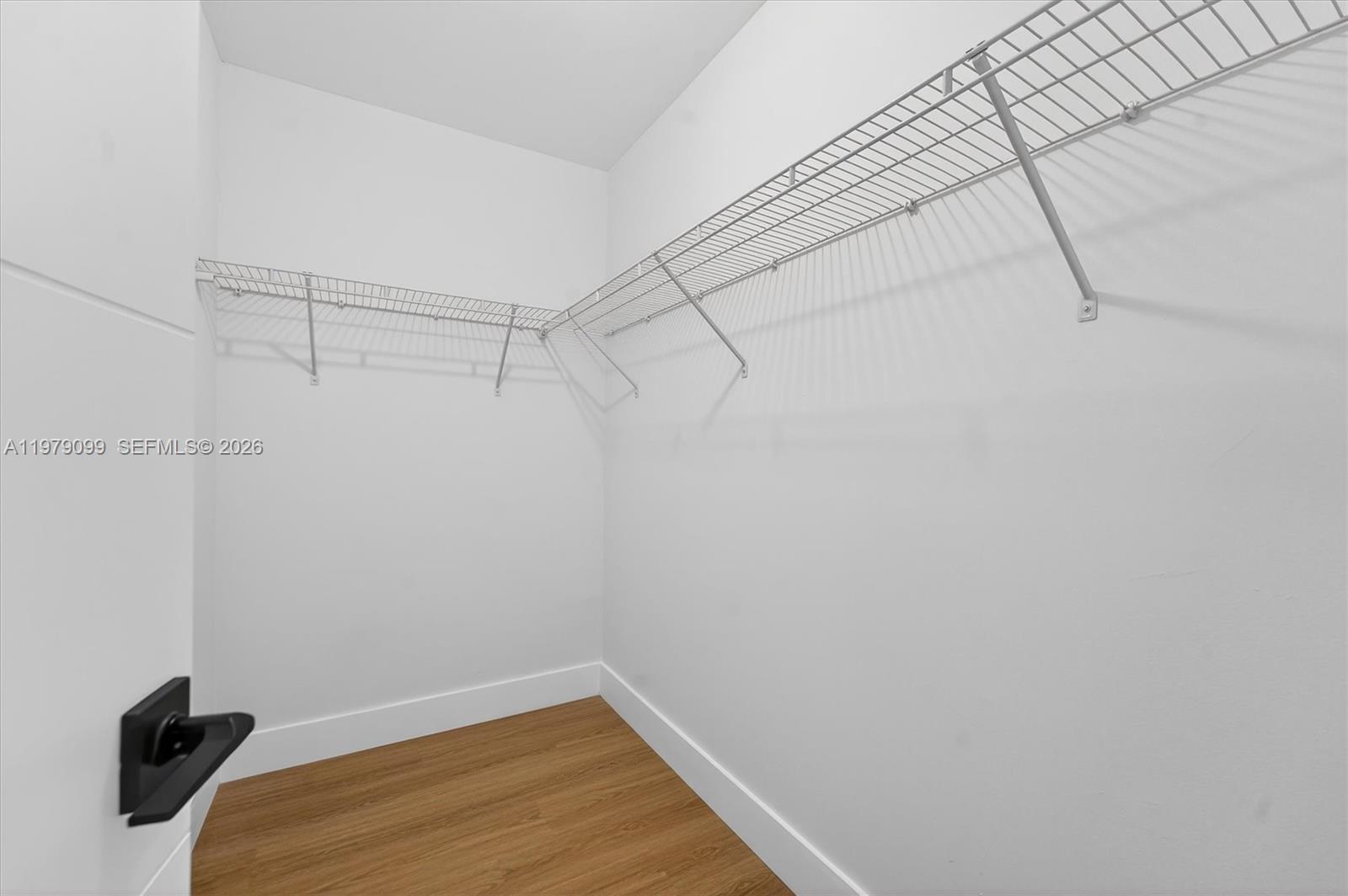 LAUDERDALE WEST 3 SEC - Residential