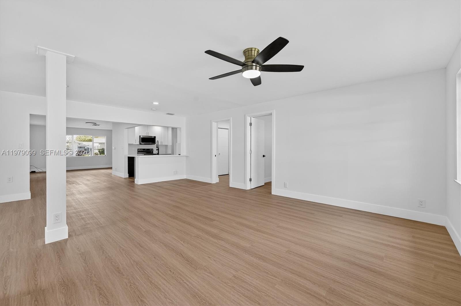 LAUDERDALE WEST 3 SEC - Residential