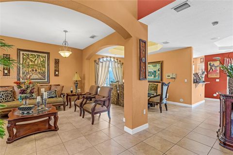 Single Family Residence in Miami FL 19765 130th Ave 23.jpg