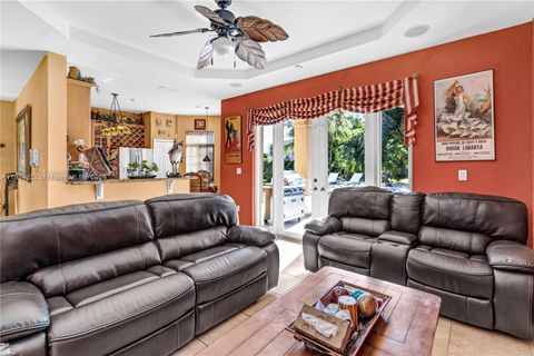 Single Family Residence in Miami FL 19765 130th Ave 27.jpg