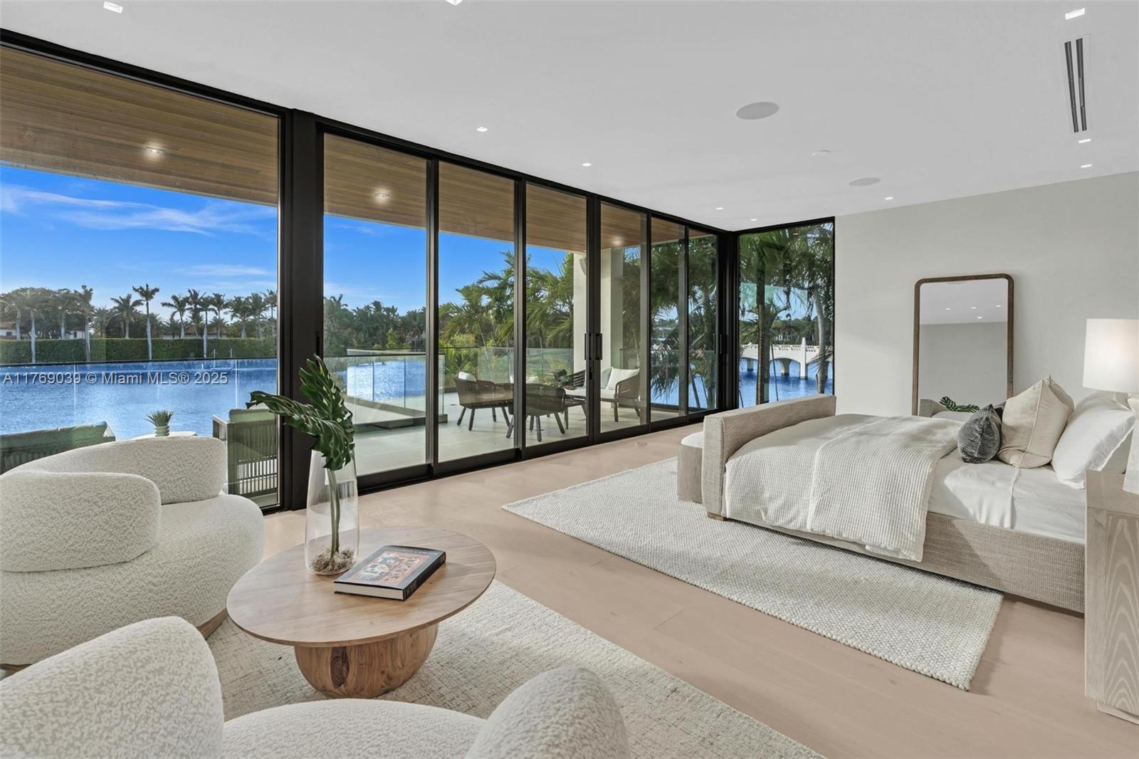 ALTOS DEL MAR NO 4 - Residential