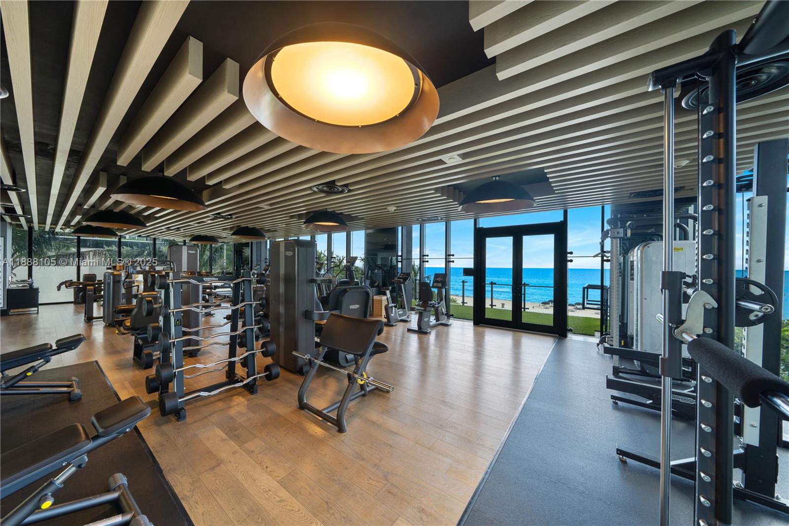 MUSE CONDO - Residential