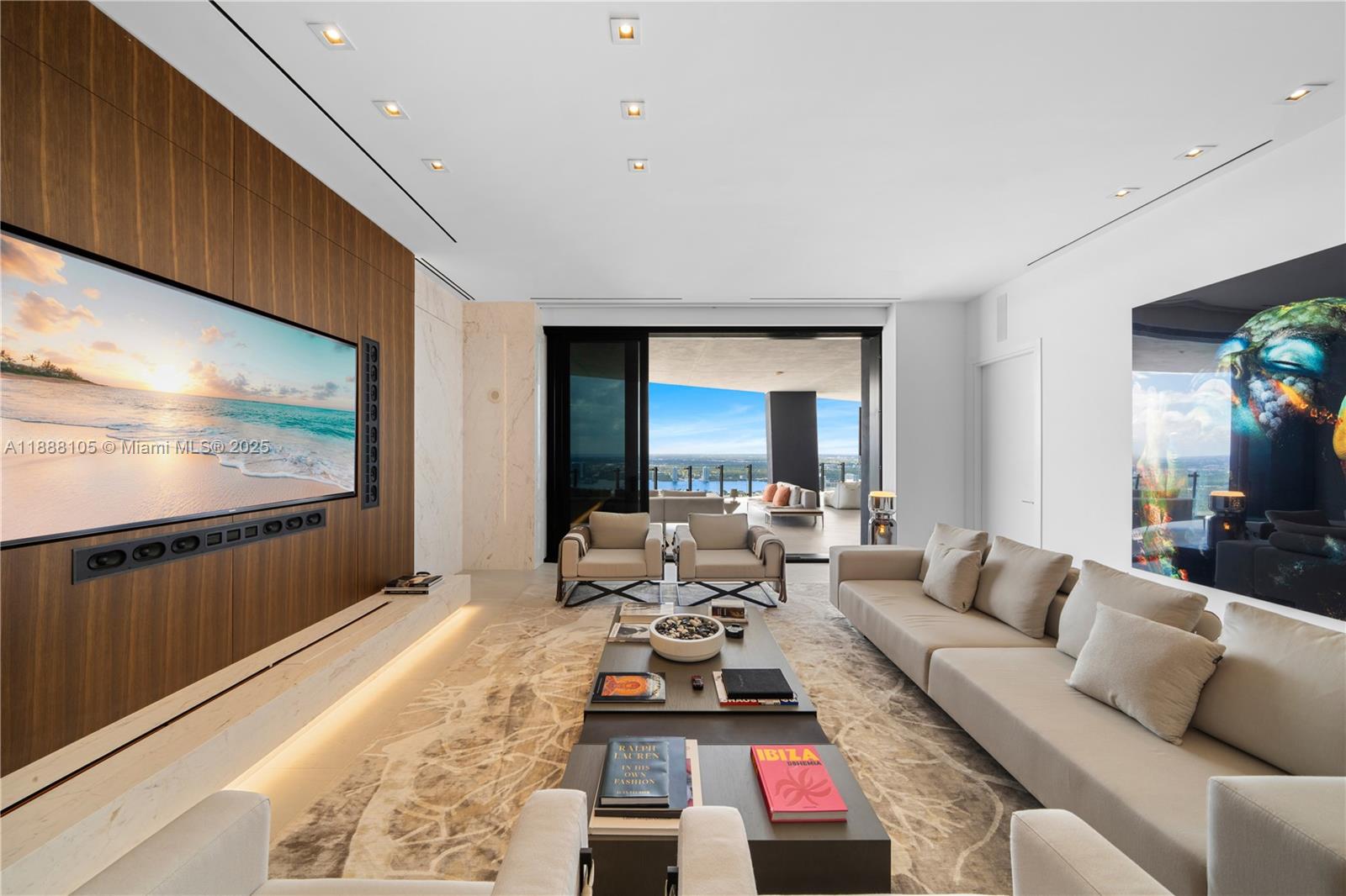 MUSE CONDO - Residential