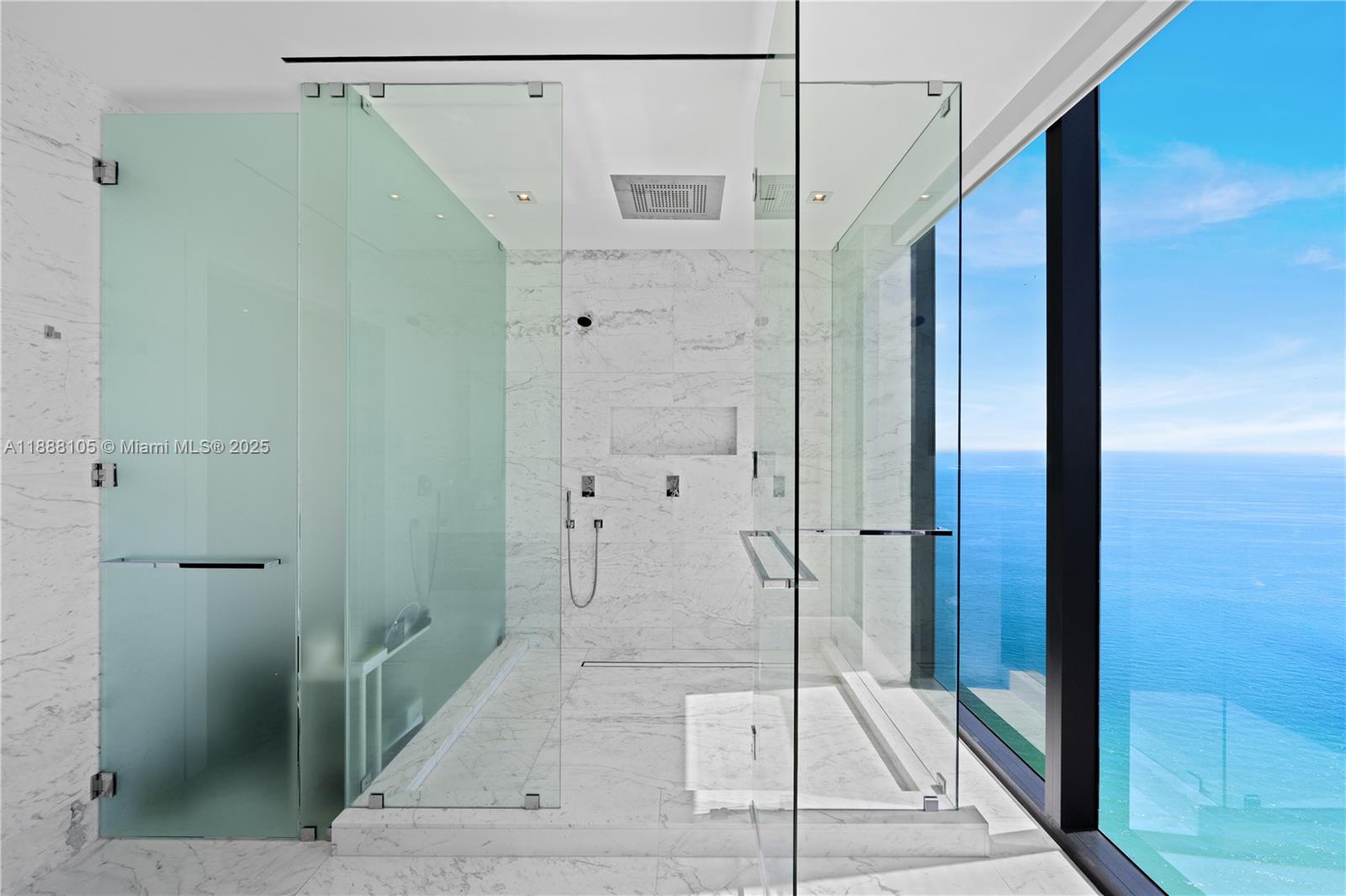 MUSE CONDO - Residential