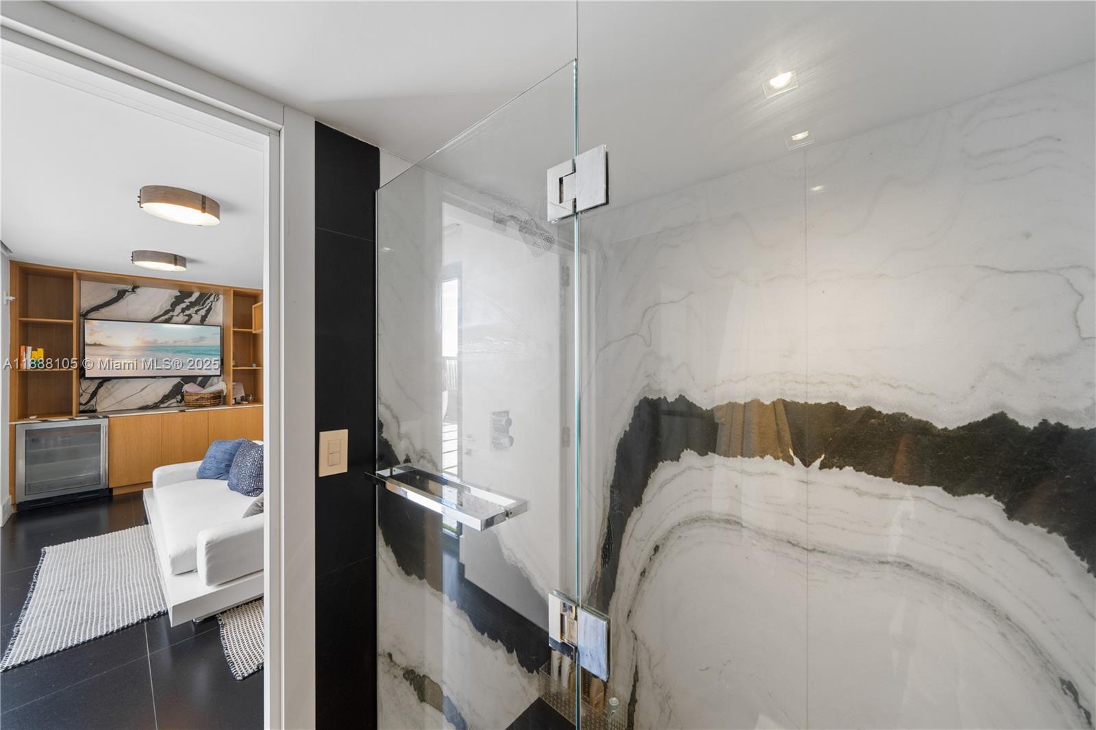 MUSE CONDO - Residential