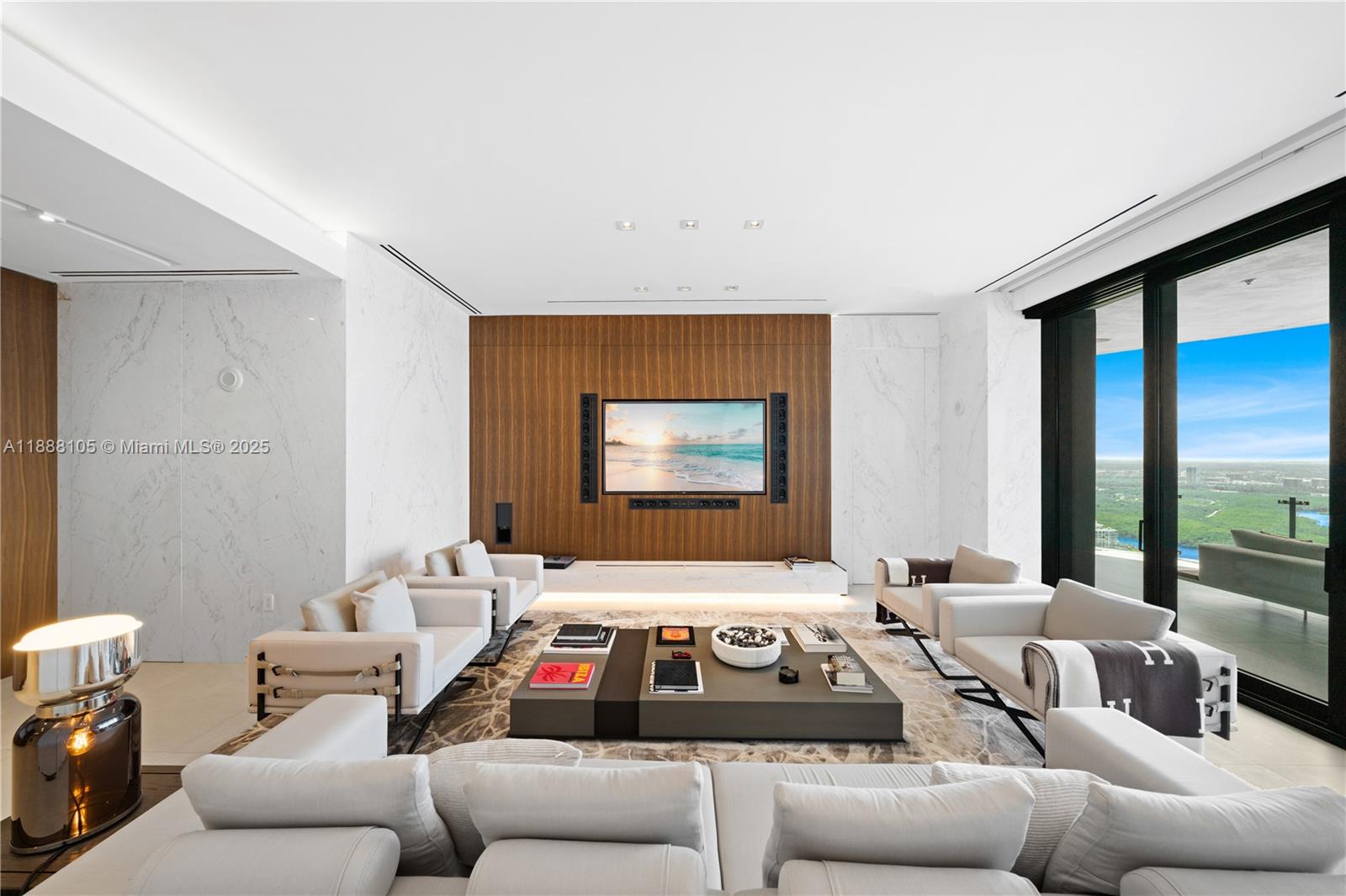 MUSE CONDO - Residential