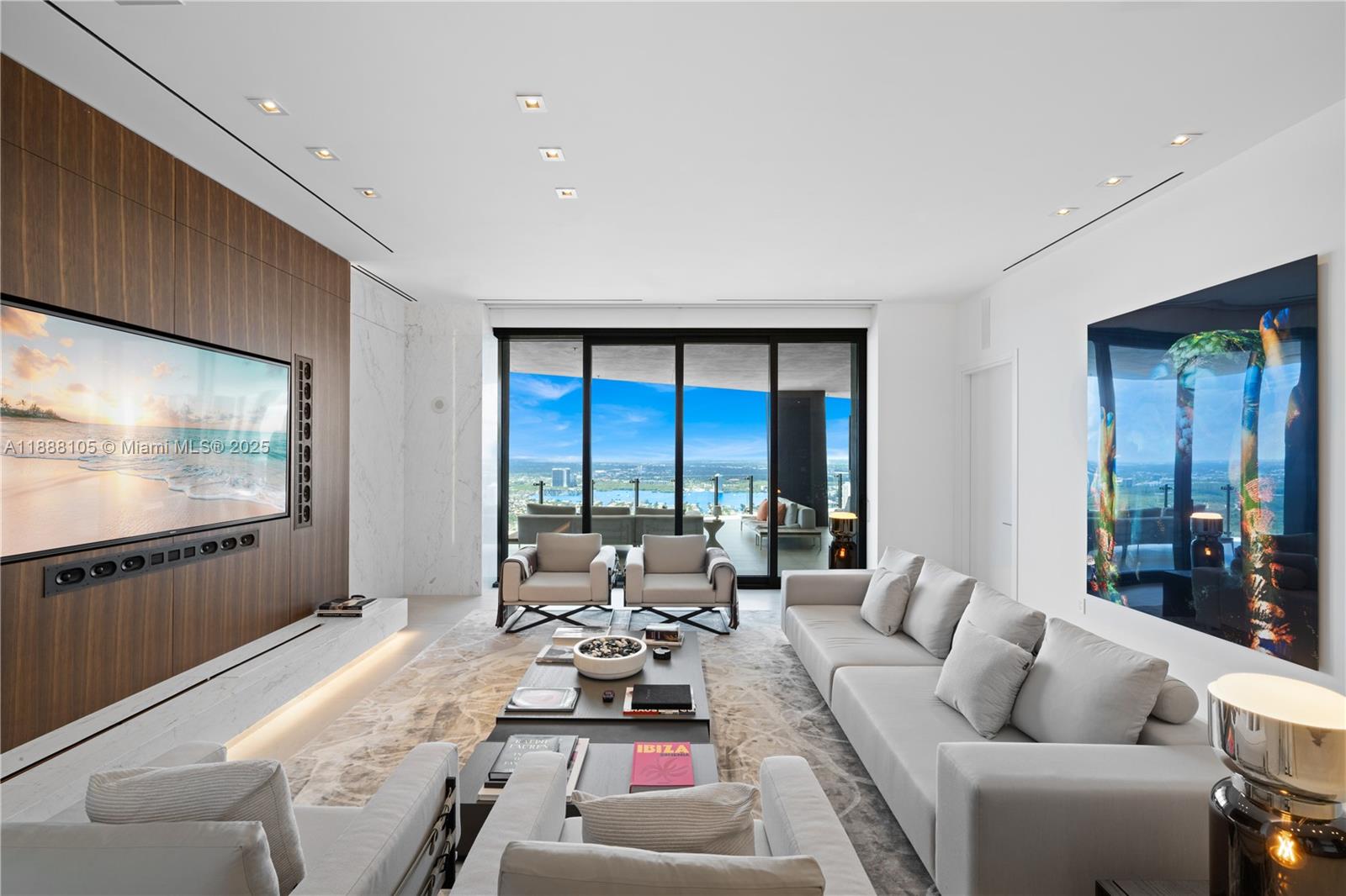 MUSE CONDO - Residential