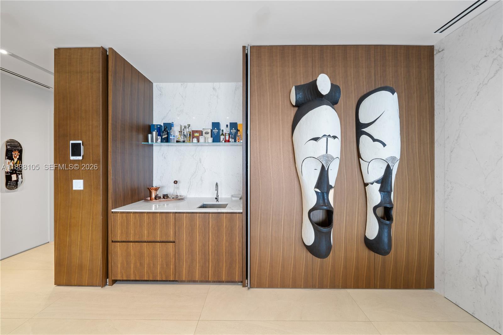 MUSE CONDO - Residential