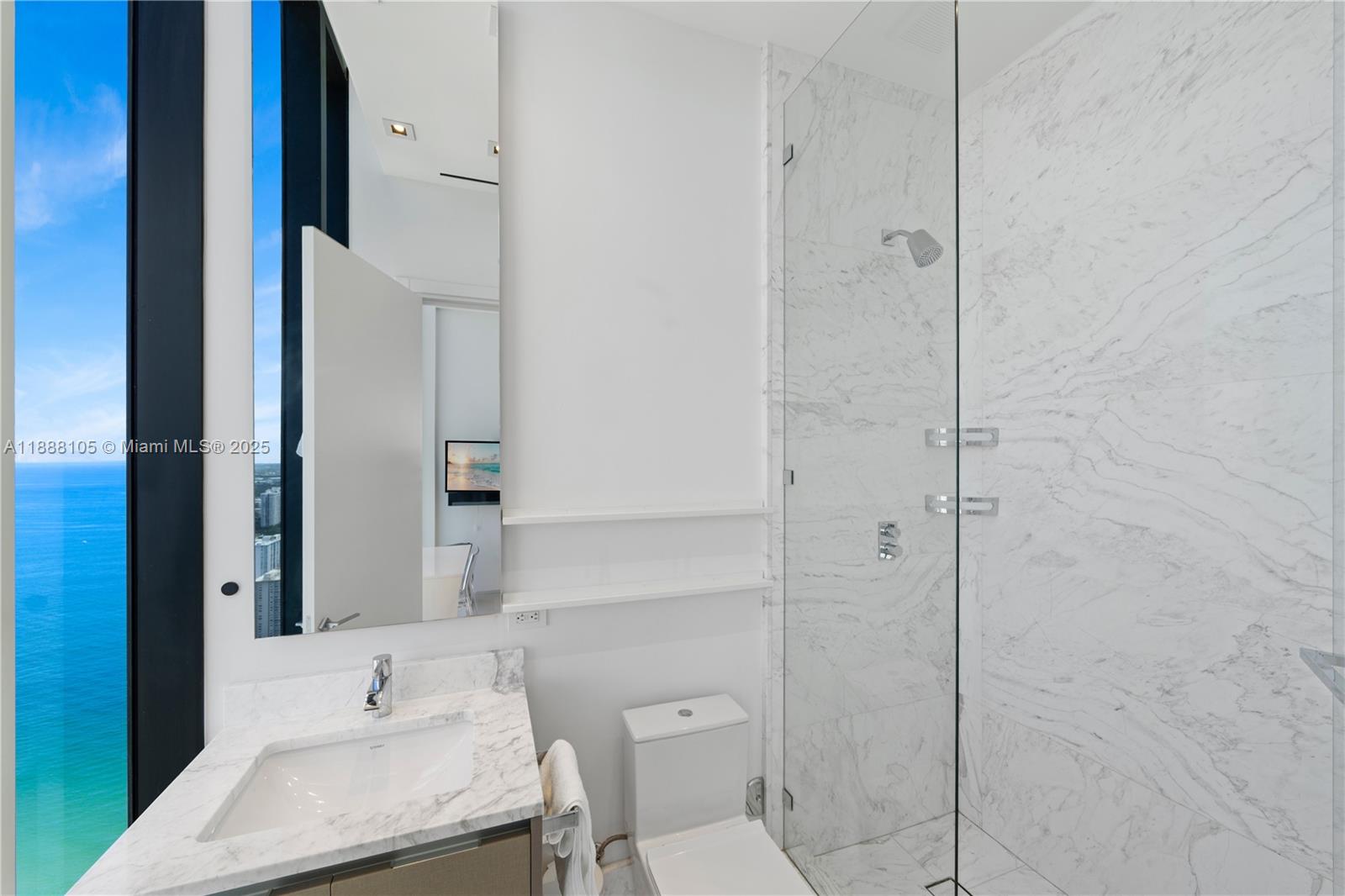 MUSE CONDO - Residential