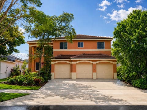 Photo of 1204 Chenille Cir, Weston, FL 33327 (MLS # A12064950)