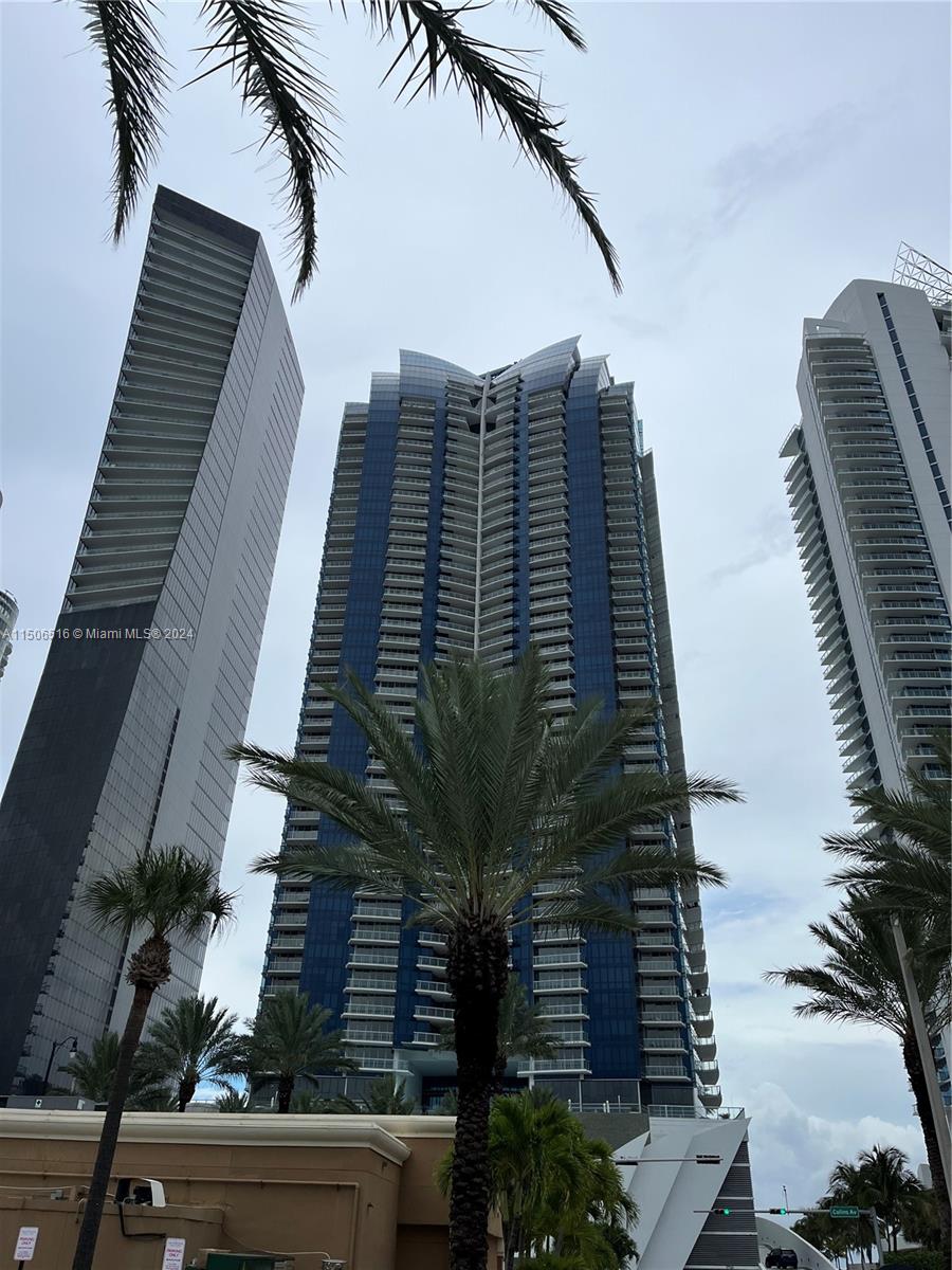 Property for Sale at 17121 Collins Ave 2508, Sunny Isles Beach, Miami-Dade County, Florida - Bedrooms: 3 
Bathrooms: 4  - $2,900,000