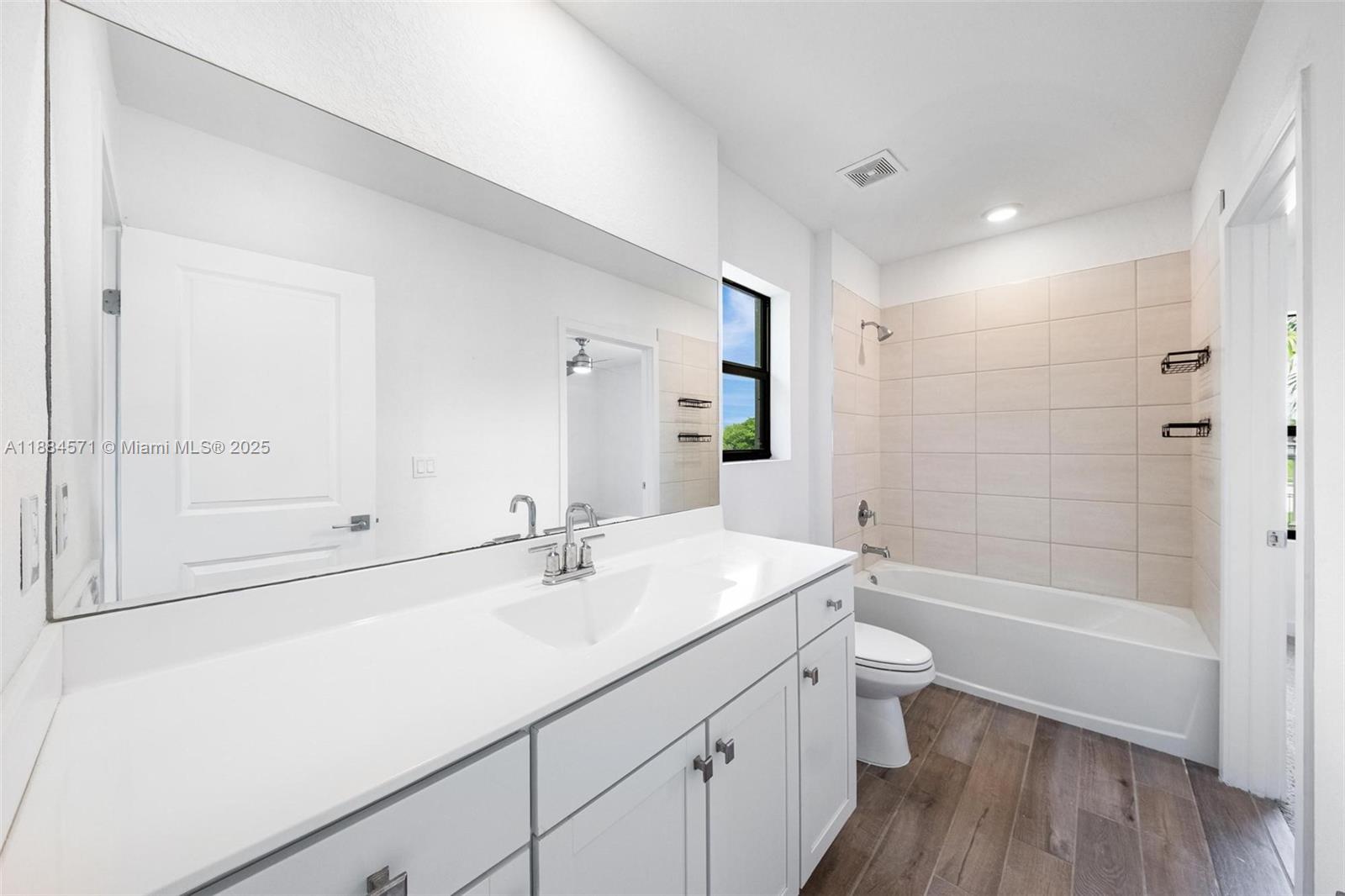 VILLAGE PARK AT DEERFIELD - Residential Lease