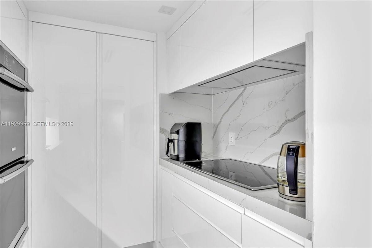 BALMORAL CONDO - Residential