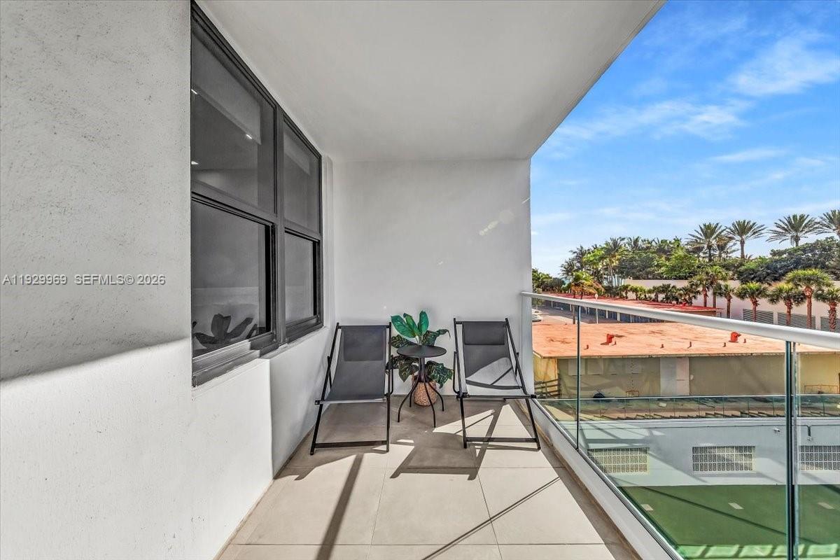 BALMORAL CONDO - Residential