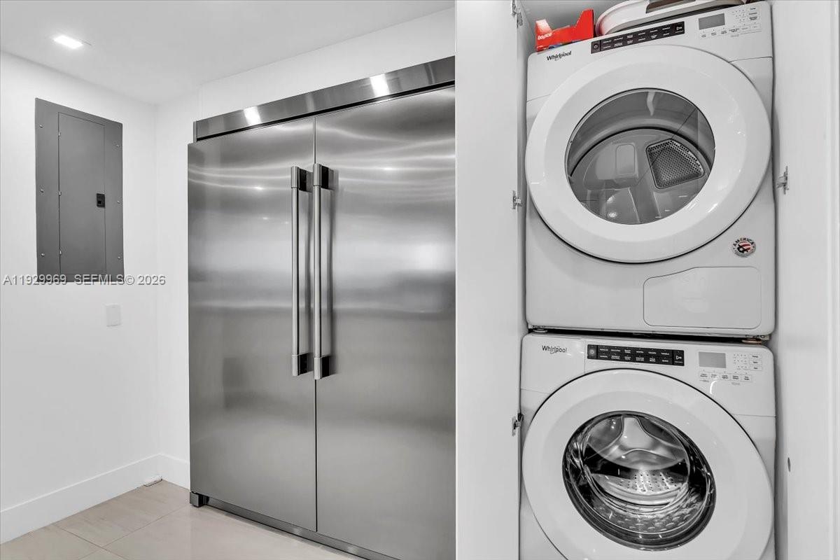 BALMORAL CONDO - Residential