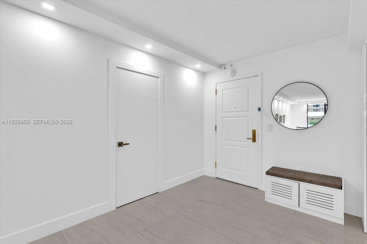 BALMORAL CONDO - Residential