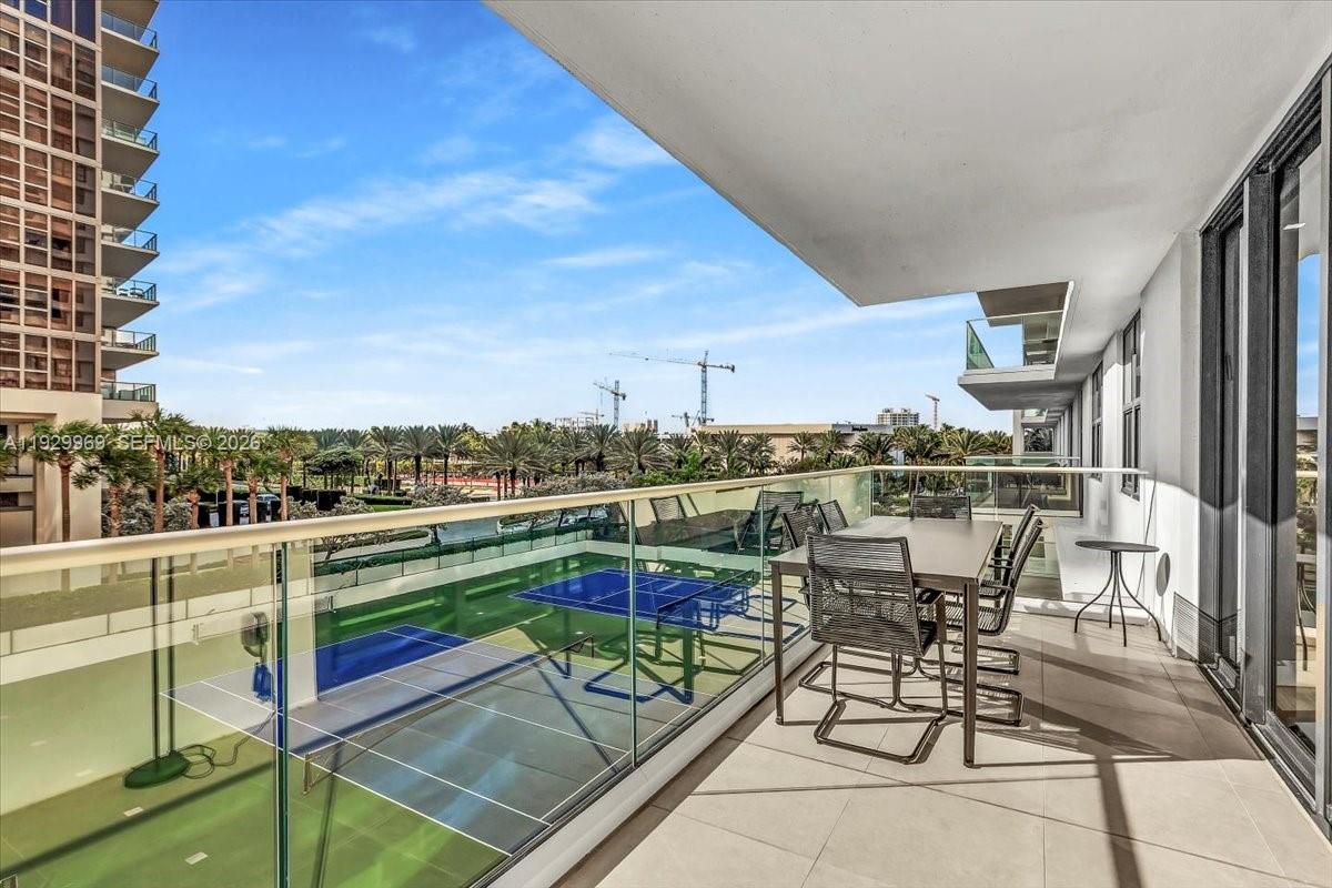 BALMORAL CONDO - Residential