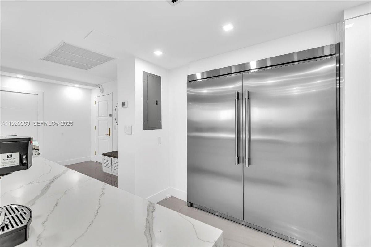 BALMORAL CONDO - Residential