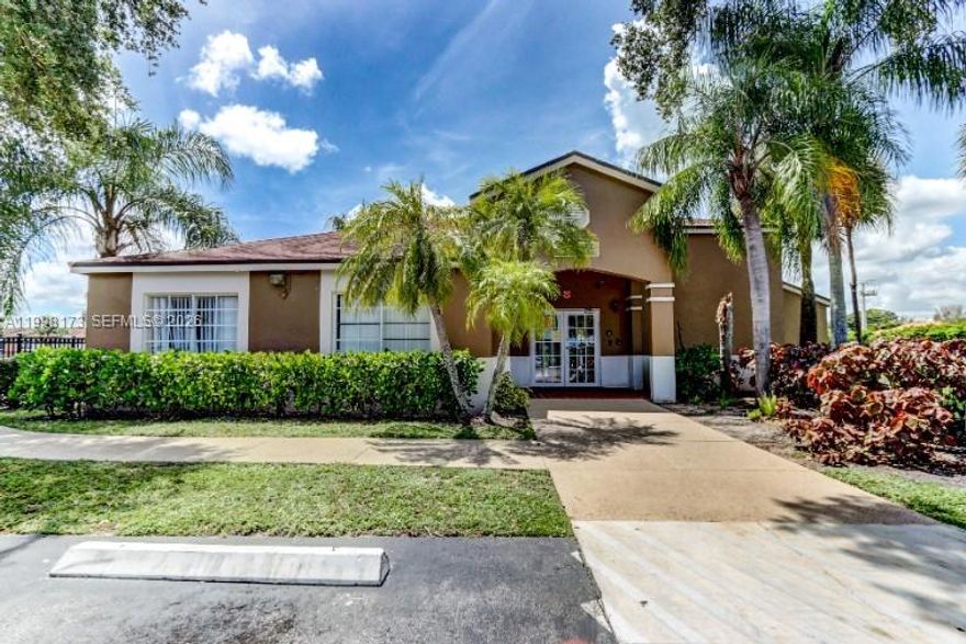 Located in the desirable St. Andrews Palm Beach Condominium, this community offers great amenities including a pool and playground for residents to enjoy. Conveniently situated near major highways with excellent shopping, dining, and daily conveniences just minutes away. Investor opportunity: The property is currently tenant-occupied since 2020, with a lease in place through February 28, 2027, generating $1,900/month in rental income.

Recent updates include new vinyl wood-look flooring throughout and a renovated bathroom completed last year. No other major improvements have been made in recent years. Photos shown were taken prior to the current tenant’s occupancy and are virtually staged.