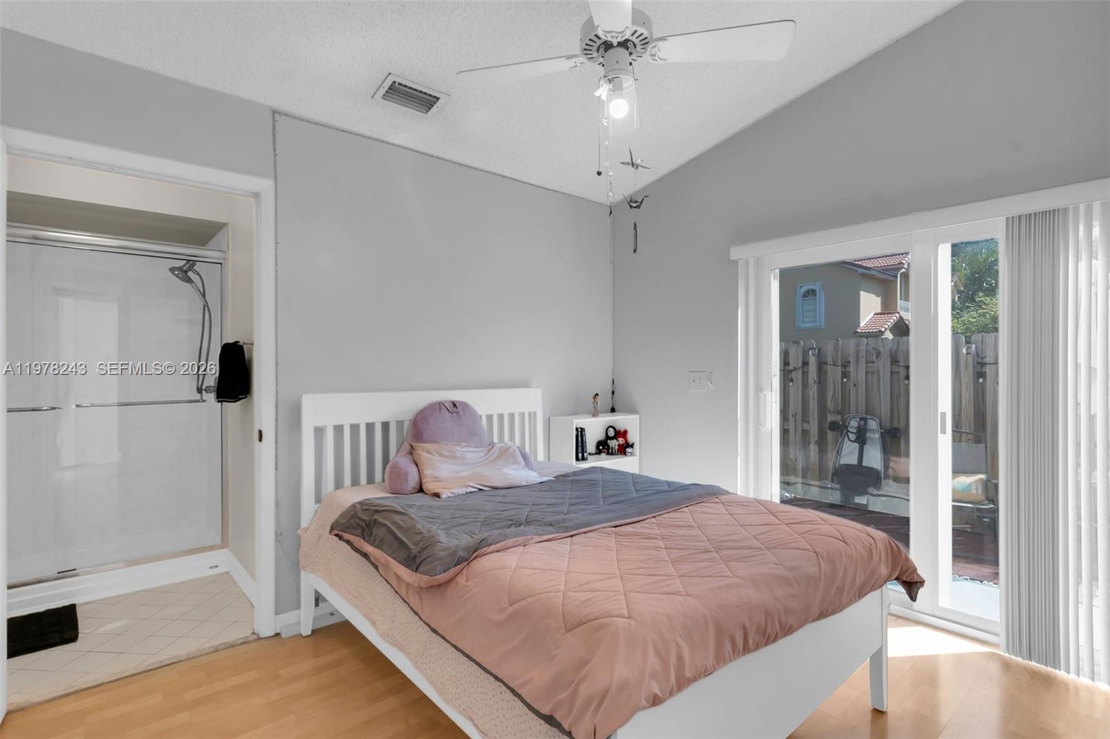 LAKES BY THE BAY SEC 9 AM - Residential