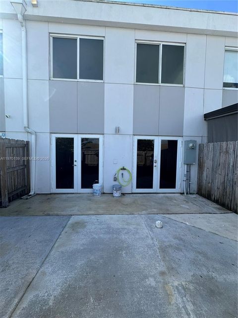 13712 SW 259th St 1 Homestead FL 33032