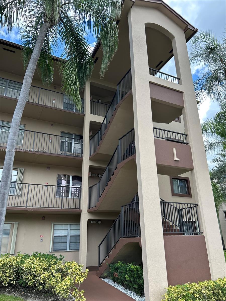 13105 SW 16th Ct 314L
